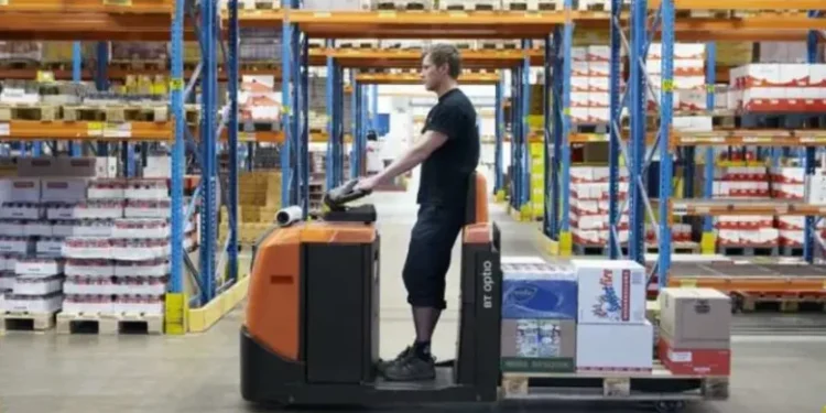 У пошуках стабільного заробітку: комісійонер як варіант працевлаштування за кордоном для українців