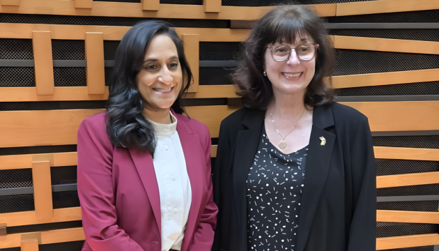 Президентка Конгресу українців Канади обговорила з главою МЗС країни пріоритети громади