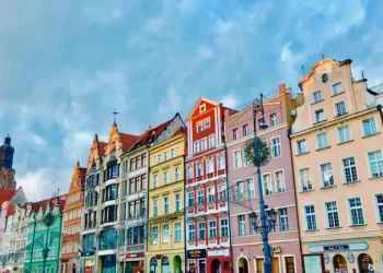 Не все так безхмарно: українка здивувала міфами про життя в Польщі