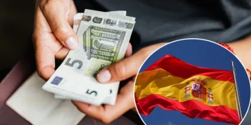 В Іспанії посилюється фінансовий контроль: що потрібно знати українським біженцям про обіг готівки