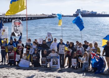 У Австралії українці протестували проти купівлі російської нафти