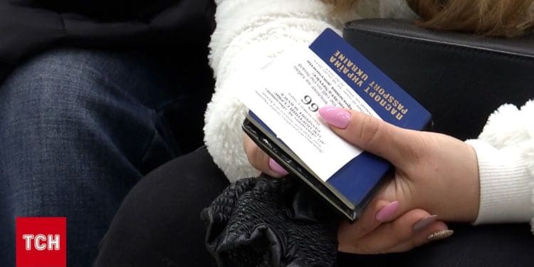 Скільки українців не повернулись додому 2025 року: тривожна статистика