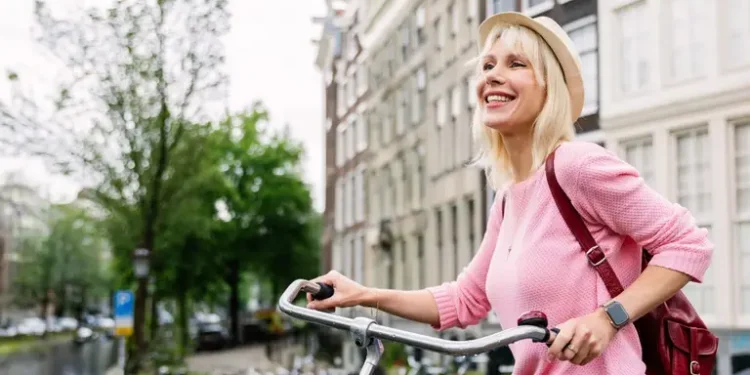 Переїзд до Нідерландів: важливі контакти, які треба зберегти українцям