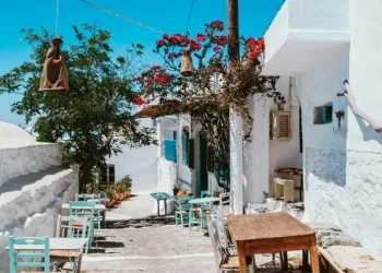 Не робота, а мрія: у Греції штрафуватимуть за працю після обіду – але є нюанс