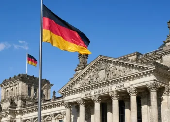 Німеччина призупиняє видачу гуманітарних віз: як щодо українців