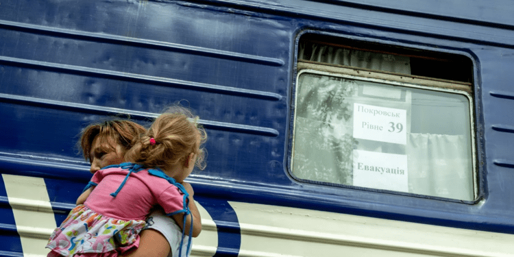 Тимчасовий захист українців у Польщі розділяє польських законодавців