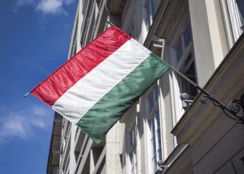 В’їзд до Угорщини: кому потрібне страхування та як краще його оформити українцям