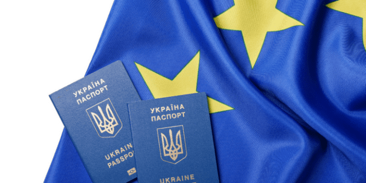 Міграційний рух українців: де і як можна отримати повторний тимчасовий захист