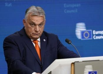 “Безкоштовних грошей не буває” — Орбан заявив про можливе скорочення виплат українським біженцям