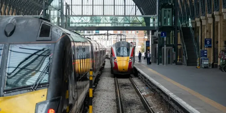 Без натовпів та заторів: Uber запустить власний потяг до великих міст Європи