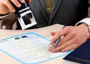 Як прийняти спадщину в Україні, якщо ви мешкаєте за кордоном: інструкція від МЗС