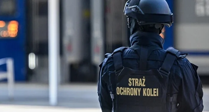 Влада Польщі депортувала українського машиніста: що він накоїв