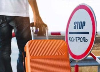 Виїзд за кордон з боргами: що потрібно знати українським біженцям