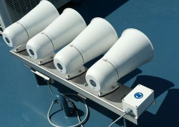 Жителі Варшави можуть почути короткі звуки сирен