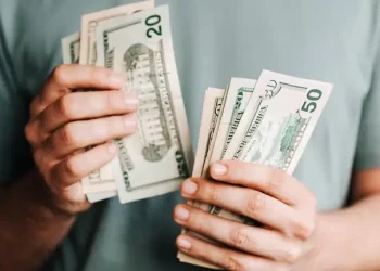 2900 доларів на місяць у Швеції: українець розповів, скільки грошей реально потрібно для життя