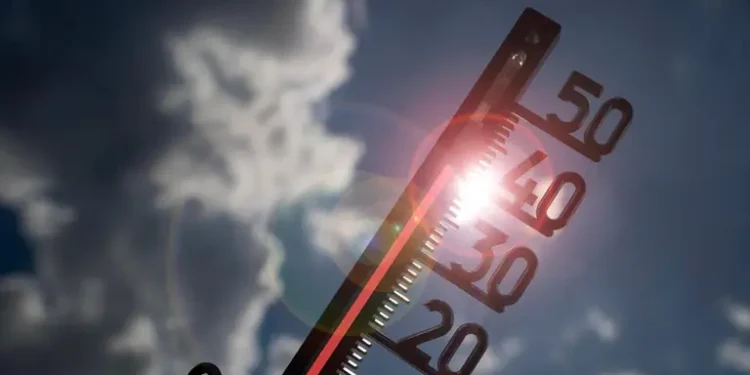 Літо пішло, а температура залишилася: на Європу очікує надзвичайно теплий вересень