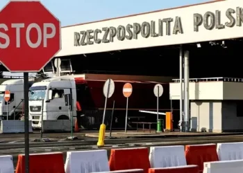Польща тестує нову біометричну систему контролю на кордоні з Україною: чи є черги