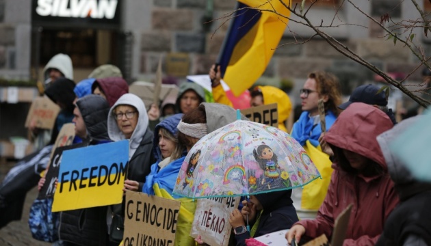 Українці в Данії провели ходу за свободу військовополонених