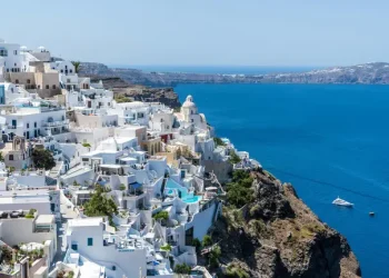 “Не була готова до такого результату”: українка розкрила витрати на місяць у Греції