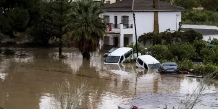 Українські біженці перед загрозою циклону в Іспанії: рекомендації щодо безпеки
