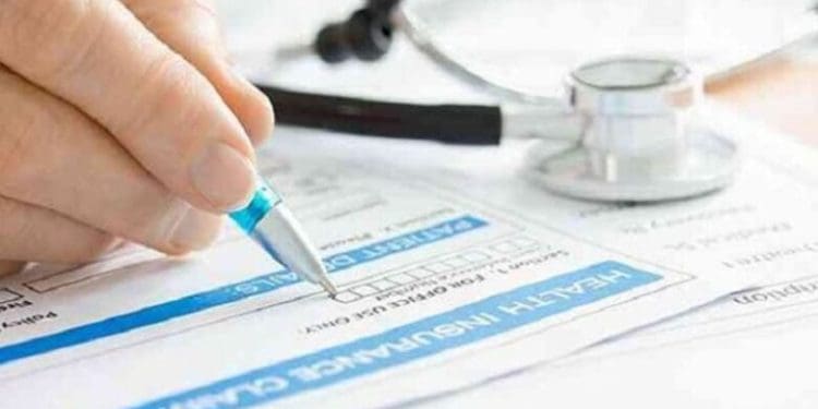 Медичне страхування для українських біженців у Європі: як зберегти доступ до лікування після 2025 року