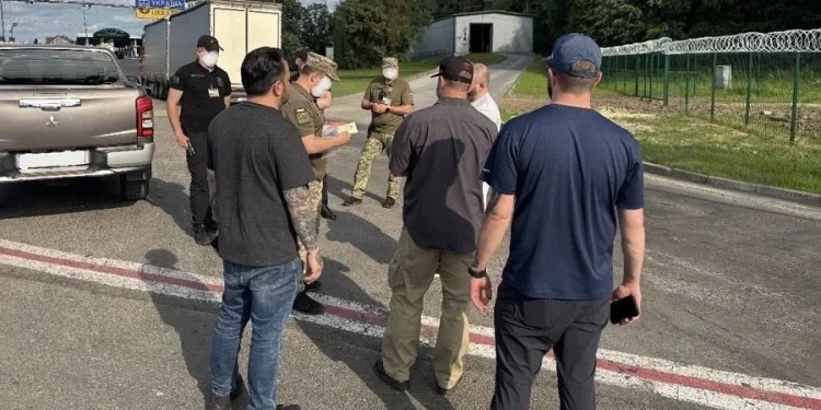 США почали депортувати українців: 50 осіб вже пройшли кордон із Польщею