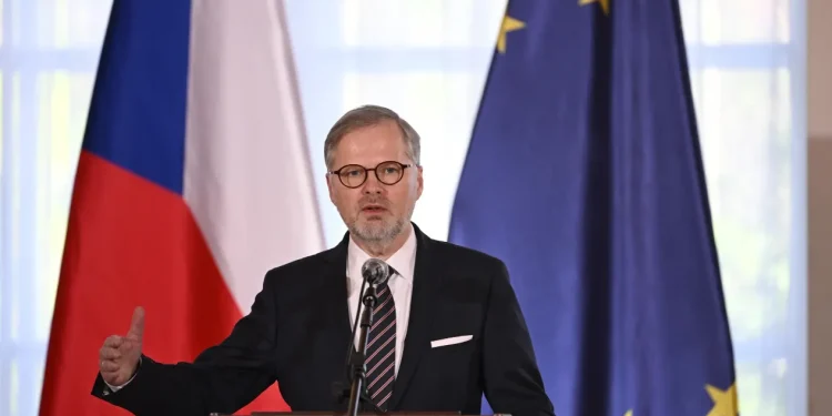 Чехія отримала мільйони євро завдяки допомозі ЗСУ та українським біженцям