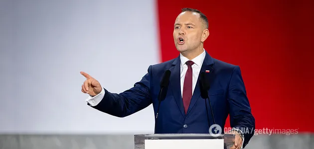 Польща перестане допомагати українським біженцям: названо дату, коли припинять виплати