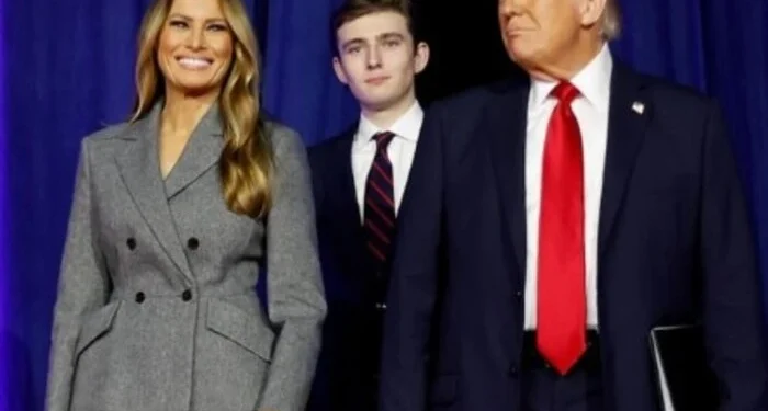 Підвійне громадянство під загрозою: Меланія Трамп, Маск та зірки у США можуть втратити паспорти