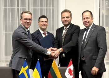 Україна створить Фонд підтримки транспорту з Канадою, Литвою і Швецією