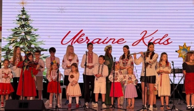 Українці в Абу-Дабі представили рідні традиції на міжнародному ярмарку