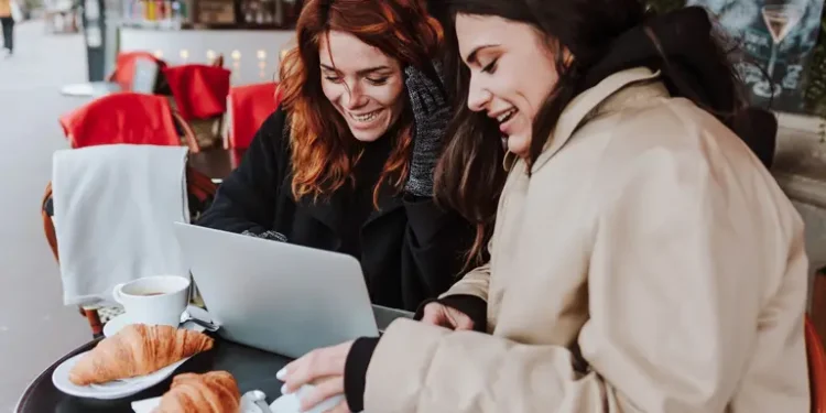 Найдовші відпустки та найкоротші робочі дні: 5 країн у Європі, де найкраще працювати