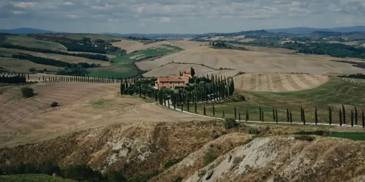 В цьому італійському місті заплатять понад 20 000 доларів за переїзд: є всього одна умова