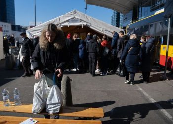 Чи мають біженці в ЄС платити податки в Україні: що кажуть у Податковій