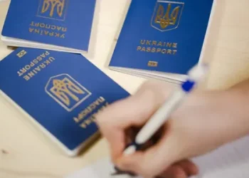 Українського біженця в Швейцарії змусили повернути виплати в бюджет