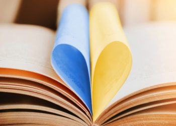 В ірландському Голвеї відкриють «Українську книжкову поличку»