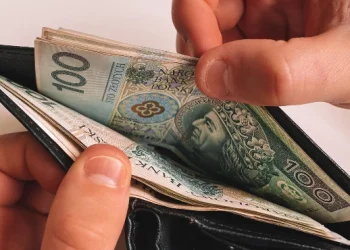 У Польщі зростає мінімальна зарплата